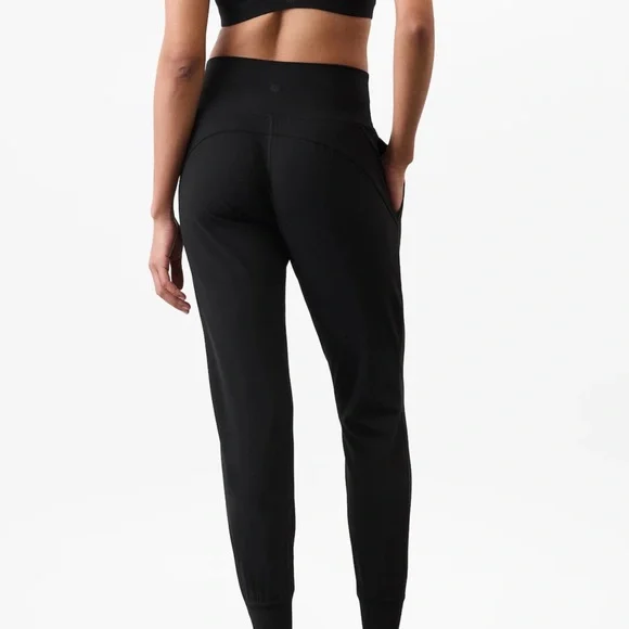 Athleta Black Activewear Pants - Picture 4 of 5